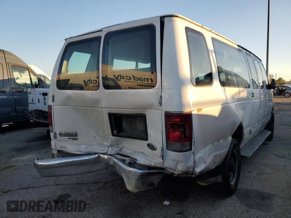 2006 Ford Econoline Passenger XL with VIN 1FBSS31L66DA77295, listed as a Copart auction lot 77022084 with 279,140 mi miles and Salvage Title. Bid and sale history available at carsss.com. Image 3.