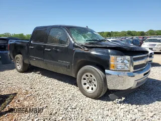 2013 Chevrolet Silverado 1500 LT with VIN 3GCPCSE09DG178825, listed as a Copart auction lot 52032865 with 195,848 mi miles and Salvage Title. Bid and sale history available at DreamBid. Image 4.