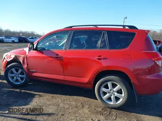 2007 Toyota RAV4 Limited with VIN JTMBK31V076027687, listed as a IAAI auction lot 41592704 with 247,113 mi miles. Bid and sale history available at carsss.com. Image 17.