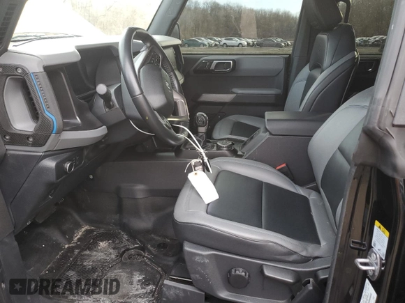 2022 Ford Bronco with VIN 1FMEE5DH8NLB29609, listed as a Copart auction lot 45769305 with 43,967 mi miles and Salvage Title. Bid and sale history available at carsss.com. Image 7.