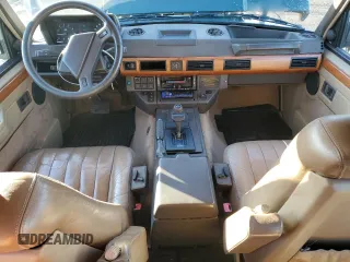1994 Land Rover Range Rover with VIN SALHV1245RA640425, listed as a Copart auction lot 84764404 with 173,181 mi miles and Salvage Title. Bid and sale history available at DreamBid. Image 8.