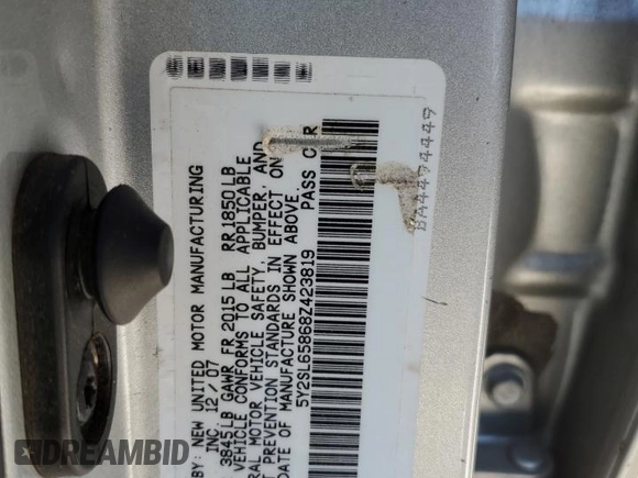 2008 Pontiac Vibe with VIN 5Y2SL65868Z423819, listed as a Copart auction lot 63623134 with 157,321 mi miles and Salvage Title. Bid and sale history available at carsss.com. Image 12.