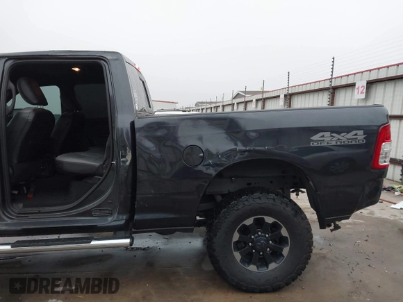 2021 Ram 2500 Tradesman with VIN 3C6UR5CL4MG697627, listed as a IAAI auction lot 41513283 with 105,628 mi miles. Bid and sale history available at carsss.com. Image 19.