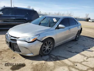 2015 Toyota Camry XLE with VIN 4T1BF1FK2FU031172, listed as a Copart auction lot 46034555 with 82,396 mi miles and Salvage Title. Bid and sale history available at carsss.com. Image 1.