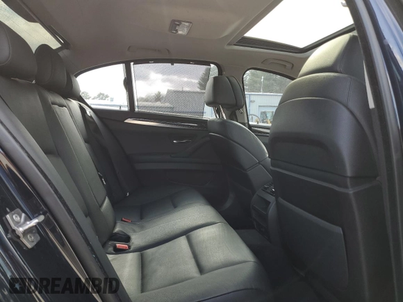 2011 BMW 5 Series 535i with VIN WBAFR7C54BC267172, listed as a Copart auction lot 52370425 with 131,189 mi miles and Clean Title. Bid and sale history available at carsss.com. Image 10.