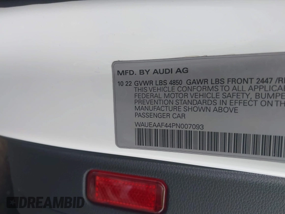 2023 Audi A4 S line Premium Plus z VIN WAUEAAF44PN007093, wystawiony jako IAAI lot #42071571 z przebiegiem 51 244 mil mil oraz . Historia ofert i sprzedaży dostępna na DreamBid. Obrazek 9.