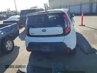 2015 Kia Soul with VIN KNDJN2A29F7142929, listed as a IAAI auction lot 41901611 with Not Provided miles and . Bid and sale history available at DreamBid. Image 16.