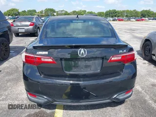 2016 Acura ILX z VIN 19UDE2F38GA005372, wystawiony jako IAAI lot #42154085 z przebiegiem Nie podano mil oraz . Historia ofert i sprzedaży dostępna na DreamBid. Obrazek 15.