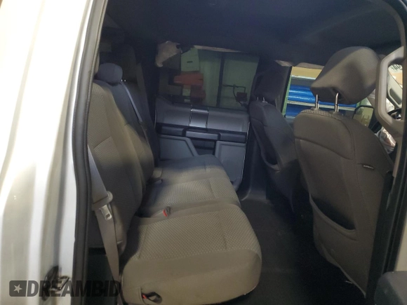 2019 Ford F-150 XL with VIN 1FTEW1EB4KKE25698, listed as a Copart auction lot 86572094 with 211,190 mi miles and Salvage Title. Bid and sale history available at carsss.com. Image 10.