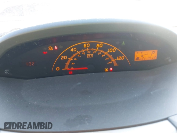 2010 Toyota Yaris with VIN JTDKT4K32A5293998, listed as a IAAI auction lot 41635631 with 221,414 mi miles. Bid and sale history available at carsss.com. Image 7.