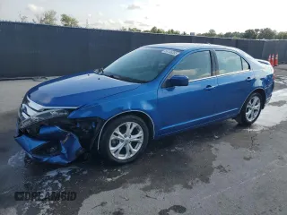 2012 Ford Fusion SE z VIN 3FAHP0HAXCR113475, wystawiony jako Copart lot #56106385 z przebiegiem 63 894 mil mil oraz Szkody całkowita. Historia ofert i sprzedaży dostępna na DreamBid. Obrazek 1.