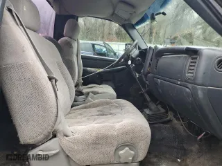 2000 Chevrolet Silverado 1500 with VIN 1GCEC14W2YZ342994, listed as a Copart auction lot 88068995 with 0 mi miles and Salvage Title. Bid and sale history available at carsss.com. Image 7.
