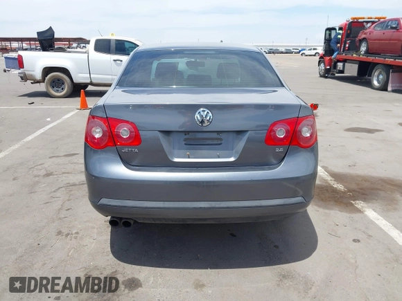 2006 Volkswagen Jetta Value Edition with VIN 3VWPF71K56M636972, listed as a IAAI auction lot 42347663 with 332,152 mi miles and . Bid and sale history available at DreamBid. Image 16.