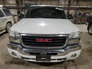 2004 GMC Sierra 1500 SLT with VIN 2GTEK13T541359009, listed as a Copart auction lot 86746754 with 231,418 mi miles and Clean title. Bid and sale history available at DreamBid. Image 5.