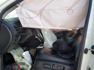 2017 Acura MDX Technology z VIN 5FRYD3H50HB001671, wystawiony jako Copart lot #52987475 z przebiegiem Nie podano mil oraz Szkoda całkowita • Salvage title. Historia ofert i sprzedaży dostępna na DreamBid. Obrazek 7.