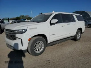 2021 Chevrolet Suburban LS z VIN 1GNSKBKD9MR259044, wystawiony jako Copart lot #51497115 z przebiegiem 369 395 mil mil oraz Czysty tytuł • Clean title. Historia ofert i sprzedaży dostępna na DreamBid. Obrazek 1.