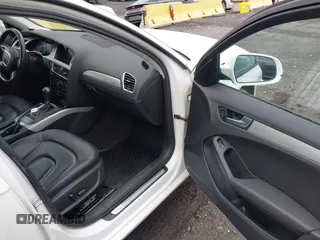 2011 Audi A4 Premium z VIN WAUBFAFL8BN037329, wystawiony jako IAAI lot #42362079 z przebiegiem Nie podano mil oraz . Historia ofert i sprzedaży dostępna na DreamBid. Obrazek 5.