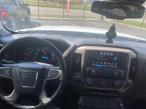 2019 GMC Sierra 2500HD Denali with VIN 1GT12SEY3KF126085, listed as a Copart auction lot 53366345 with 148,588 mi miles and Clean Title. Bid and sale history available at carsss.com. Image 9.