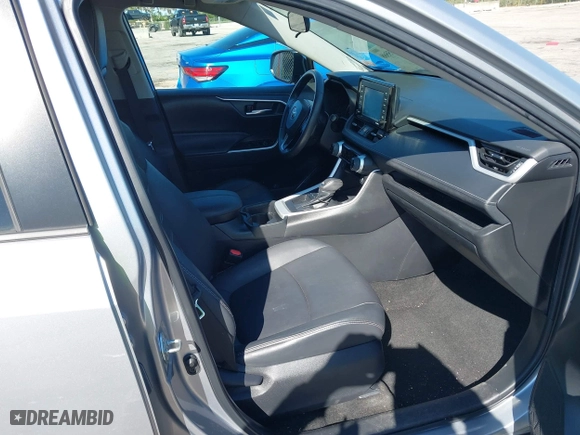 2021 Toyota RAV4 XLE Premium with VIN 2T3C1RFV4MC171497, listed as a IAAI auction lot 41775568 with 73,900 mi miles. Bid and sale history available at carsss.com. Image 5.