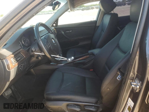 2008 BMW 3 Series 328i with VIN WBAVC53578FZ88885, listed as a Copart auction lot 51967275 with 136,934 mi miles and Salvage title. Bid and sale history available at DreamBid. Image 7.