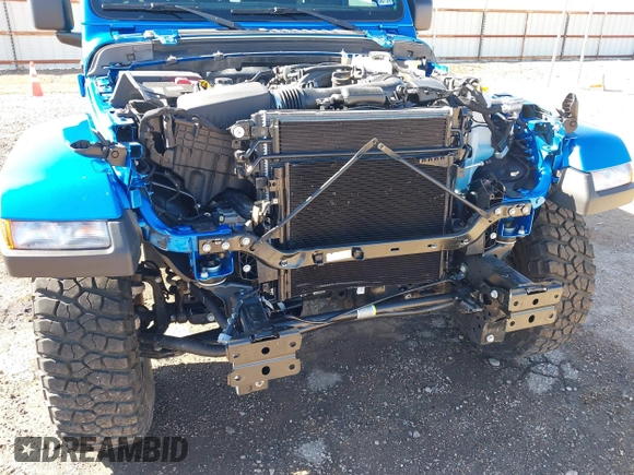 2024 Jeep Gladiator Willys with VIN 1C6HJTAG0RL123040, listed as a IAAI auction lot 41849222 with 14,989 mi miles and . Bid and sale history available at DreamBid. Image 6.