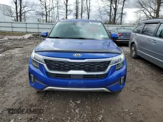 2021 Kia Seltos SX with VIN KNDETCA26M7081310, listed as a Copart auction lot 50694335 with 68,742 mi miles and Salvage Title. Bid and sale history available at carsss.com. Image 5.