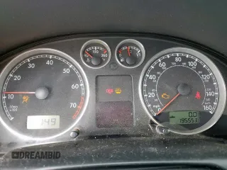 2004 Volkswagen Passat GLS z VIN WVWPD63B04P325358, wystawiony jako Copart lot #57180485 z przebiegiem 195 553 mil mil oraz Czysty tytuł • Clean title. Historia ofert i sprzedaży dostępna na DreamBid. Obrazek 9.