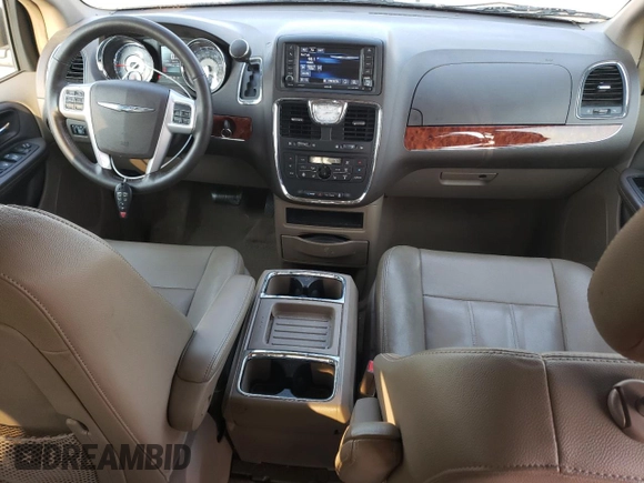 2016 Chrysler Town & Country Touring with VIN 2C4RC1BG2GR247034, listed as a Copart auction lot 70764594 with 112,998 mi miles and Non Repairable. Bid and sale history available at DreamBid. Image 8.