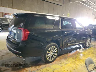 2022 GMC Yukon XL Denali with VIN 1GKS2JKL5NR351199, listed as a Copart auction lot 42366055 with 51,021 mi miles and Salvage Title. Bid and sale history available at carsss.com. Image 3.