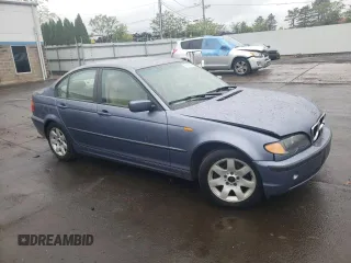 2002 BMW 3 Series 325xi with VIN WBAEU33402PF71539, listed as a Copart auction lot 58396995 with 154,644 mi miles and Salvage title. Bid and sale history available at DreamBid. Image 4.