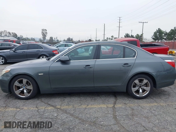 2006 BMW 5 Series 525i with VIN WBANE53566CK82421, listed as a IAAI auction lot 41729917 with 94,666 mi miles and . Bid and sale history available at carsss.com. Image 12.