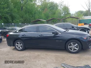 2016 Chevrolet Malibu LS с VIN 1G1ZB5ST9GF276568, выставлен на аукционе IAAI как лот 42114390 с пробегом 131 424 миль миль и . История ставок и продаж доступна на DreamBid. Изображение 13.