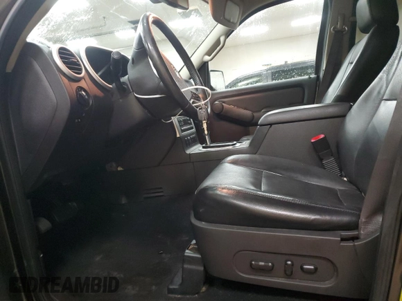 2008 Mercury Mountaineer Premier z VIN 4M2EU48E48UJ05883, wystawiony jako Copart lot #86813394 z przebiegiem 174 855 mil mil oraz Czysty tytuł • Clean title. Historia ofert i sprzedaży dostępna na DreamBid. Obrazek 7.