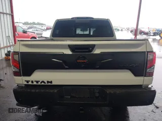 2021 Nissan Titan Pro-4X z VIN 1N6AA1ED7MN511004, wystawiony jako IAAI lot #42184599 z przebiegiem 36 086 mil mil oraz . Historia ofert i sprzedaży dostępna na DreamBid. Obrazek 17.