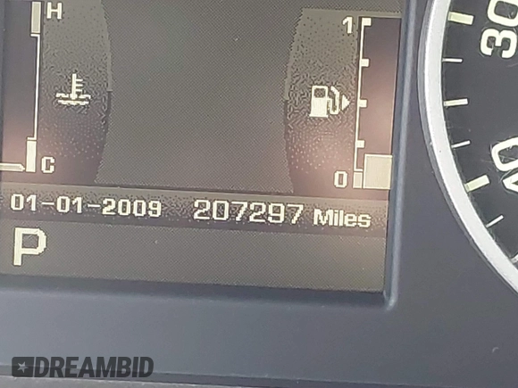 2010 Land Rover LR4 Lux z VIN SALAK2D4XAA545523, wystawiony jako IAAI lot #41878104 z przebiegiem 207 297 mil mil oraz . Historia ofert i sprzedaży dostępna na DreamBid. Obrazek 12.