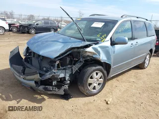 2006 Toyota Sienna XLE with VIN 5TDZA22C66S427793, listed as a IAAI auction lot 41804276 with 118,718 mi miles. Bid and sale history available at carsss.com. Image 17.