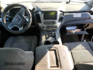 2016 GMC Yukon XL SLE z VIN 1GKS2FKC5GR120867, wystawiony jako Copart lot #74082914 z przebiegiem Nie podano mil oraz Tytuł czysty. Historia ofert i sprzedaży dostępna na DreamBid. Obrazek 8.