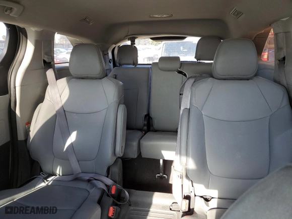 2024 Toyota Sienna XLE with VIN 5TDYRKEC3RS193861, listed as a Copart auction lot 50243375 with 18,630 mi miles and Salvage Title. Bid and sale history available at carsss.com. Image 10.
