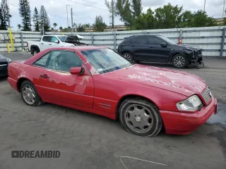 1998 Mercedes-Benz SL-Class with VIN WDBFA67F5WF155233, listed as a Copart auction lot 53026435 with 108,084 mi miles and Clean Title. Bid and sale history available at carsss.com. Image 4.