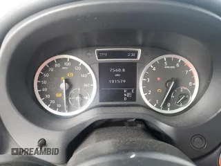 2019 Infiniti QX30 Essential with VIN SJKCH5CPXKA006796, listed as a Copart auction lot 43328315 with 101,579 mi miles and Salvage title. Bid and sale history available at DreamBid. Image 9.