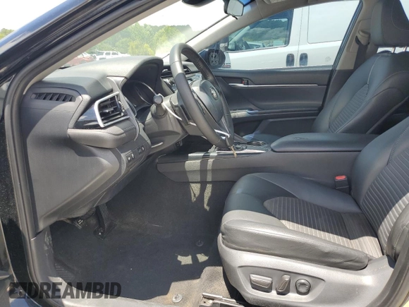 2018 Toyota Camry LE z VIN 4T1B11HK3JU079543, wystawiony jako Copart lot #64873505 z przebiegiem 225 352 mil mil oraz Czysty tytuł • Clean title. Historia ofert i sprzedaży dostępna na DreamBid. Obrazek 7.