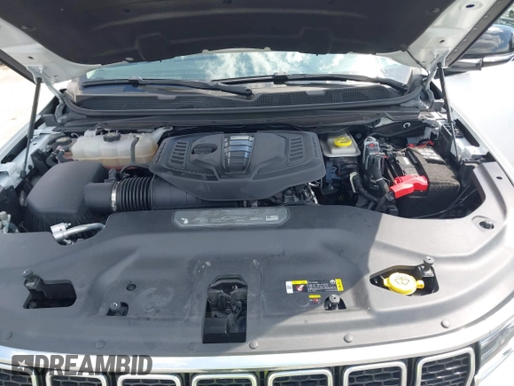 2024 Jeep Wagoneer Series II with VIN 1C4SJVBP6RS101526, listed as a IAAI auction lot 41684750 with 31,415 mi miles and . Bid and sale history available at DreamBid. Image 10.