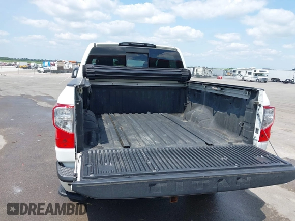 2017 Nissan Titan Platinum Reserve с VIN 1N6AA1E50HN509870, выставлен на аукционе IAAI как лот 42445829 с пробегом 150 369 миль миль и . История ставок и продаж доступна на DreamBid. Изображение 17.