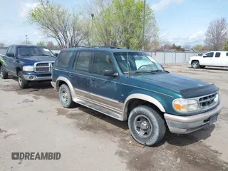 1997 Ford Explorer XLT z VIN 1FMDU35P9VZA29430, wystawiony jako IAAI lot #41985405 z przebiegiem 237 922 mil mil oraz . Historia ofert i sprzedaży dostępna na DreamBid. Obrazek 1.