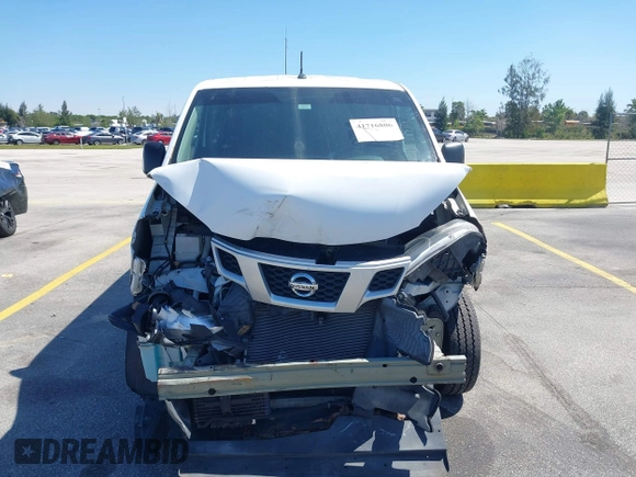 2015 Nissan NV200 SV with VIN 3N6CM0KN3FK708817, listed as a IAAI auction lot 41716806 with 132,296 mi miles and . Bid and sale history available at carsss.com. Image 6.