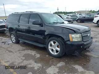 2007 Chevrolet Suburban LT with VIN 1GNFC16097R179358, listed as a IAAI auction lot 42104937 with Not provided miles and . Bid and sale history available at DreamBid. Image 1.