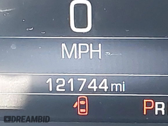 2016 GMC Yukon XL SLT with VIN 1GKS2GKC0GR443634, listed as a IAAI auction lot 41379064 with 121,744 mi miles. Bid and sale history available at carsss.com. Image 15.