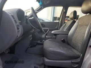 2002 Ford Escape XLS Choice with VIN 1FMYU01162KC61229, listed as a Copart auction lot 41985085 with 74,203 mi miles and Salvage title. Bid and sale history available at DreamBid. Image 7.