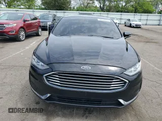 2020 Ford Fusion SEL with VIN 3FA6P0CD9LR136772, listed as a Copart auction lot 56256035 with 125,929 mi miles and Clean title. Bid and sale history available at DreamBid. Image 5.