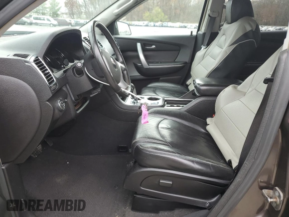 2008 GMC Acadia SLT1 with VIN 1GKEV23748J201387, listed as a Copart auction lot 51902465 with 233,190 mi miles and Salvage Title. Bid and sale history available at DreamBid. Image 7.